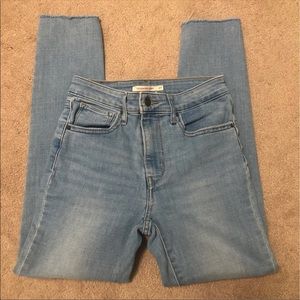 721 High Rise Skinny Levi Jeans